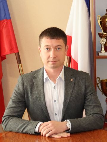 Антон Новиков
