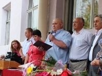 Василий Чебанов поздравил коллектив и учащихся симферопольской школы №38 с Днём знаний