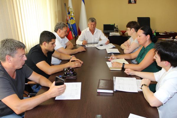 Городское хозяйство сайт. Навныко Дмитрий Саки. МБУ городское хозяйство Саки. Навныко Дмитрий Анатольевич Саки. Андрей Ивкин город Саки.