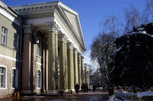 Вузы Крыма штурмуют студенты с материка РФ