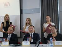 ������� �������������� �� �������� ���������� � ������������� ����������� ��������� � �����������