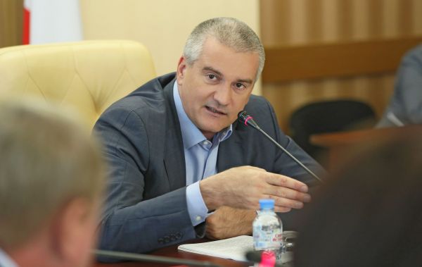 Необходимо принять жёсткие меры по борьбе с нелегальными перевозчиками, вплоть до конфискации транспортных средств – Сергей Аксёнов