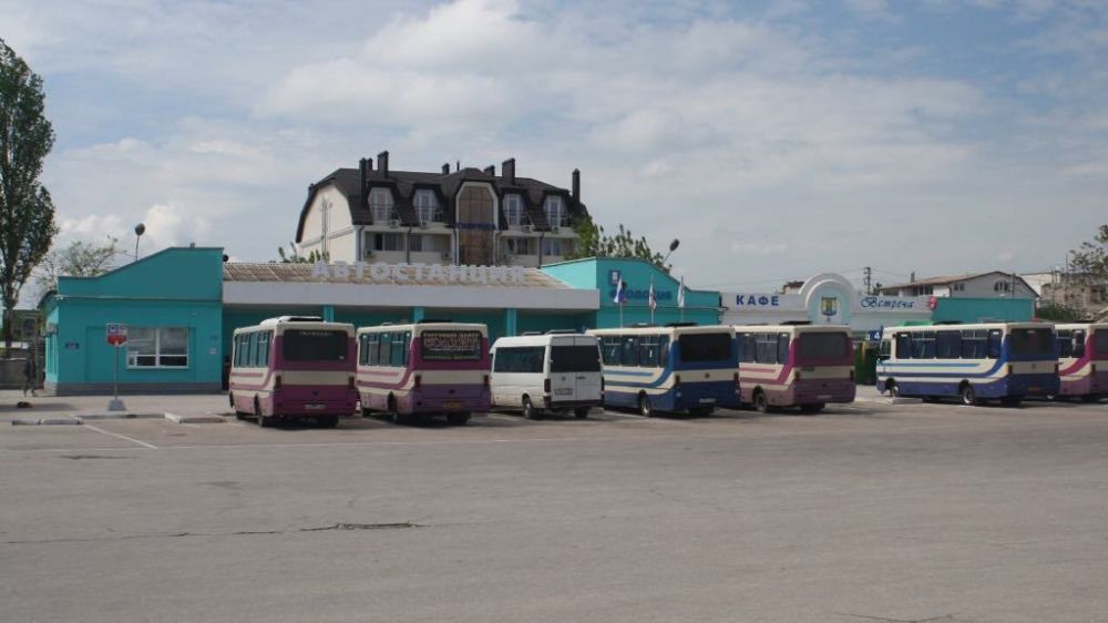 Автовокзал белая Калитва. Автостанция Красноперекопск. Автовокзал Феодосия фотографии. Автостанция белые берега.