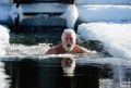 На Рождество крымские "моржи" устроят заплыв в море