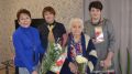 Елена Янчукова и Елена Гуцул поздравили с 92-летием участника Великой Отечественной войны