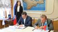 Ялта и Луганск установили дружеские отношения в рамках Межпарламентского соглашения о сотруд-ничестве Донецкой и Луганской народных республик с Республикой Крым