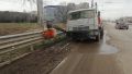 Да здравствует чистота: в Симферополе дорожники убирают Евпаторийское шоссе