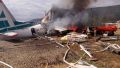 Снес забор и врезался в здание: в Бурятии потерпел крушение самолет Ан-24