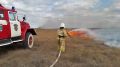 Пожарные бьют тревогу: В Крыму вновь участились случаи возгорания сухой растительности на открытой территории