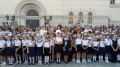 Торжественная линейка учеников школы №34 впервые прошла в Херсонесе