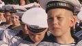 Штурвал, знамена, адмиралы: День знаний в севастопольском кадетском училище
