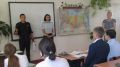 Сотрудники белогорской полиции провели «правовой урок» для старшеклассников