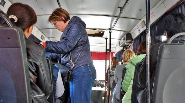 Почти 1,5 тысячи безбилетников выявлены в рейсовых автобусах Крыма с июля по октябрь