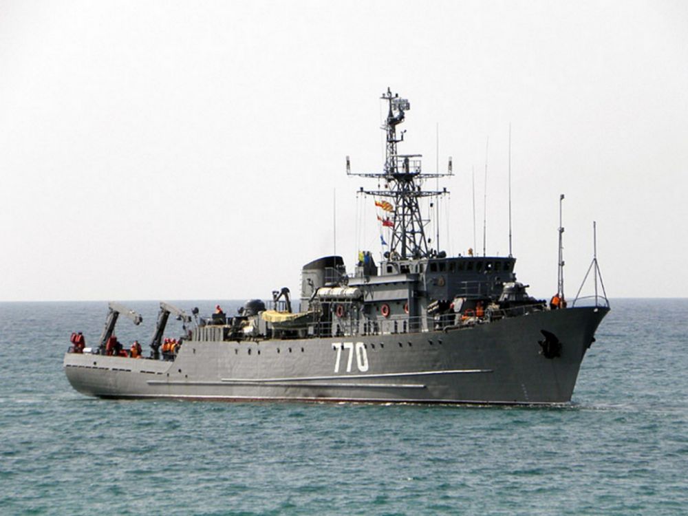 Новейший корабль Черноморского флота впервые провел учебную постановку мин