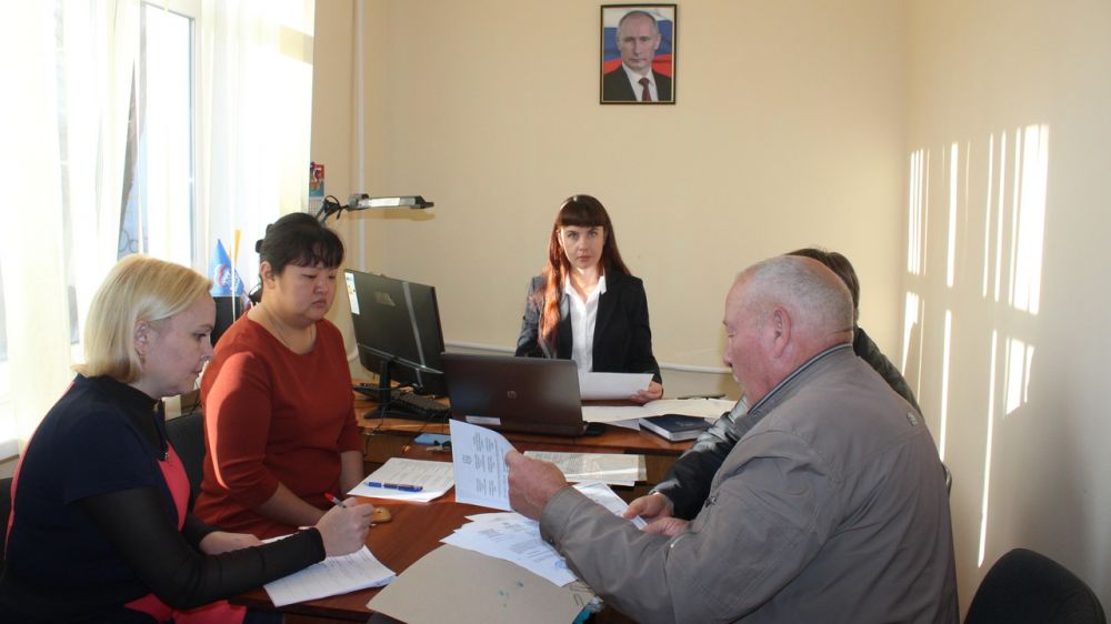 Глава Администрации Ленинского района Екатерина Юровских провела очередной прием граждан