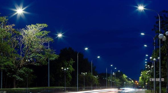 Освещение дороги в населенных пунктах подключено на всем протяжении трассы Симферополь – Феодосия