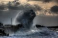 В акватории Черного моря сохраняются штормовые условия