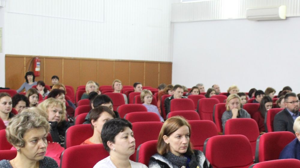 В Белогорском районе состоялись публичные слушания по проекту бюджета муниципального образования Белогорский район на 2020 год и на плановый период 2021 и 2022 годов.