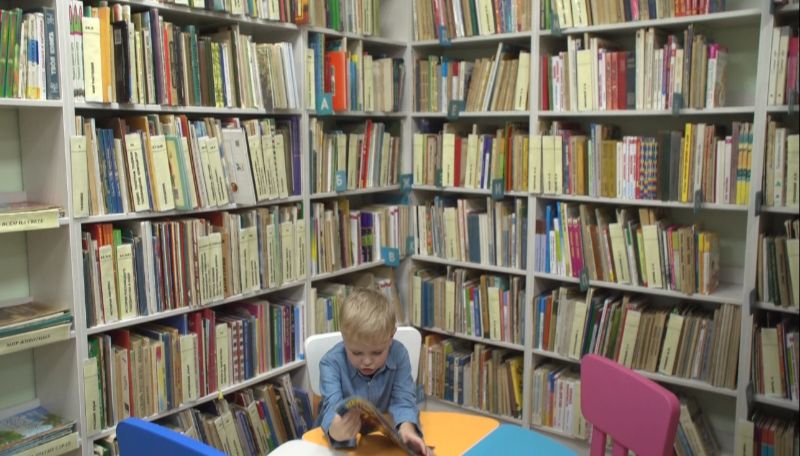 Техническая библиотека севастополь. Здание детской библиотеки в Севастополе. Центральная библиотека Севастополь.