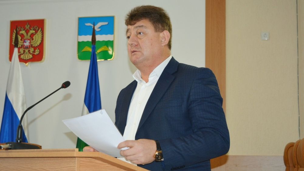 Глава администрации Карлюга. Сайт нижнегорского районного суда крым