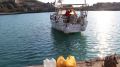 Экипажу яхты «Варвара» передали продукты питания