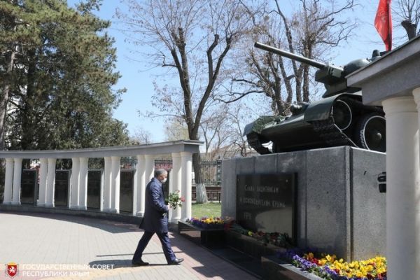 13 апреля 1944 года - День освобождения Симферополя от фашистской оккупации