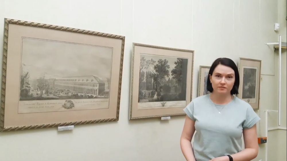На сайте Симферопольского художественного музея представлена видеоэкскурсия по залу графики