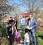 66 семьям Симферопольского района передали планшеты для дистанционного обучения