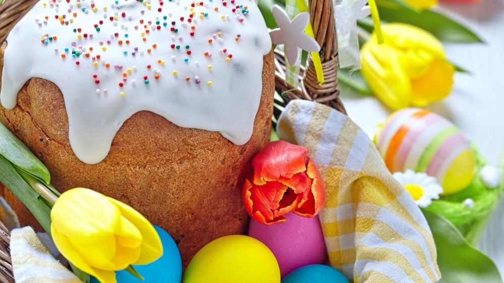 Уважаемые жители Красногвардейского района! Примите самые теплые поздравления со светлым праздником Воскресения Христова - Святой Пасхой!