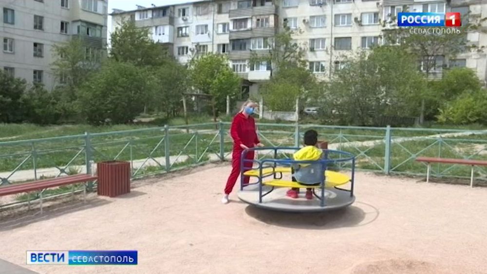 Семья больной онкологией девочки из Севастополя просит о помощи