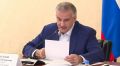Аксёнов предложил критикам неделю поработать в должности главы Крыма
