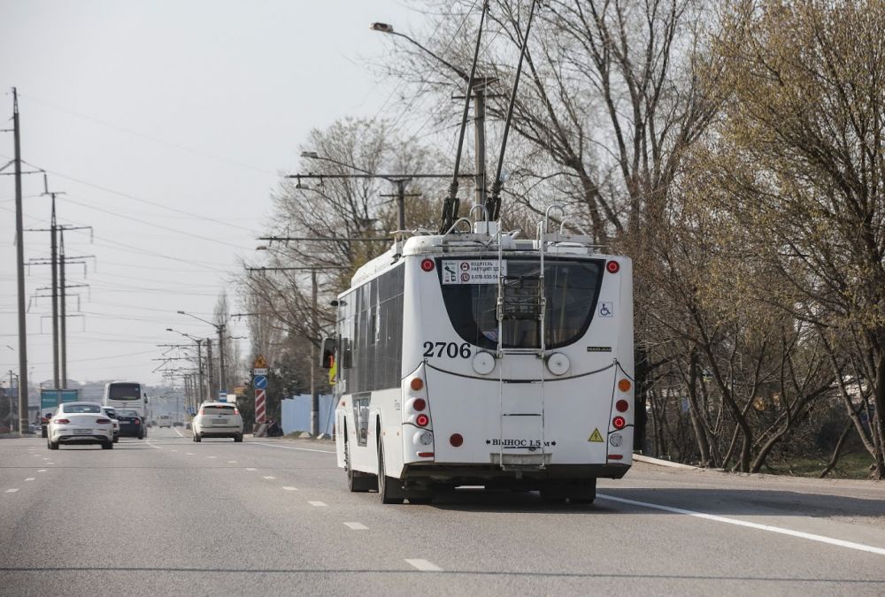 Жители Крыма стали реже ездить в общественном транспорте