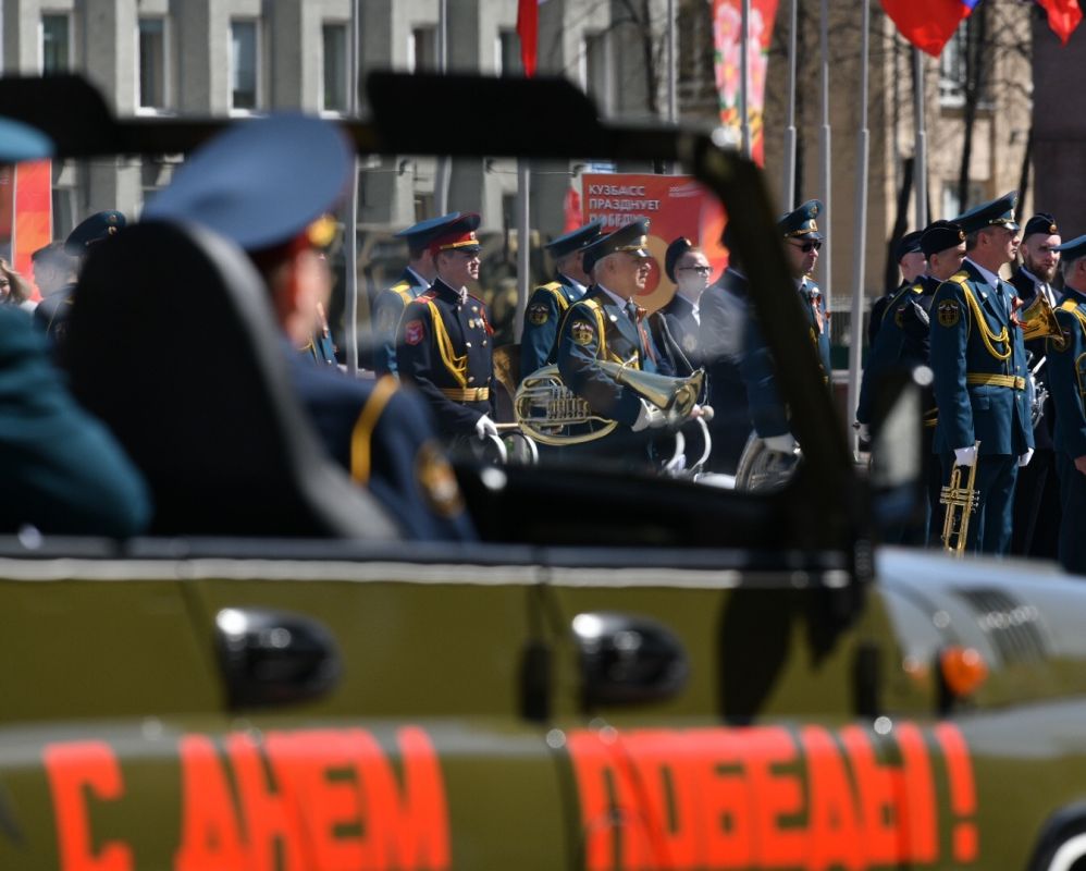 Парад Победы на Крымском полуострове проведут в Керчи и Севастополе - Лента  новостей Крыма