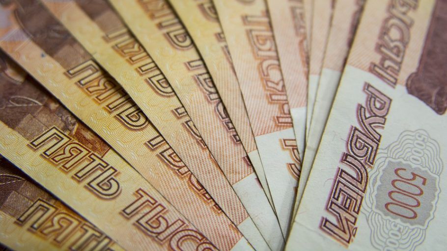 Правительство РФ дополнительно выделило более 1 млрд рублей на президентские выплаты медикам