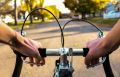Пьяный велосипедист в Евпатории травмировал полицейского