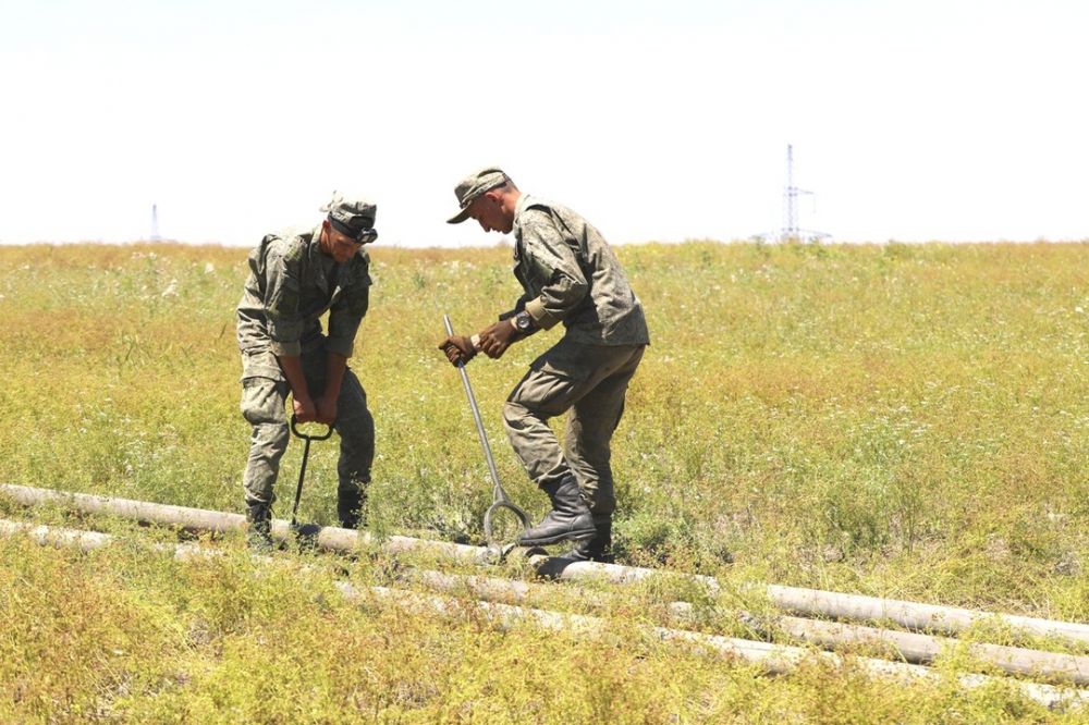 Российские военные строители – спорые ребята: уже проложено 50 км труб водовода на Симферополь