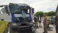 Два грузовика столкнулись на объездной в Симферополе