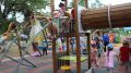 В селе Краснознаменское состоялось торжественное открытие детской игровой площадки, затраты на которую составили 1млн 740 тысяч рублей