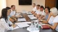 Руководители Сакского района вместе с депутатами Государственного Совета РК обсудили подготовку образовательных учреждений к новому учебному году