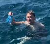 Дима Билан у берегов Крыма вылавливал мусор из моря