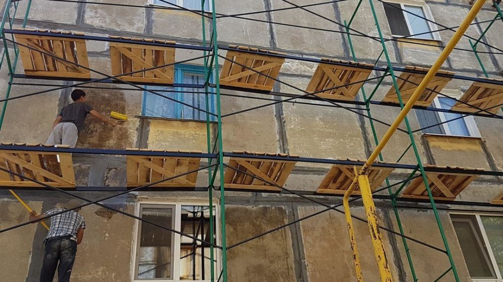 Прокуратура выявила факт мошенничества при ремонте многоквартирного дома в Евпатории