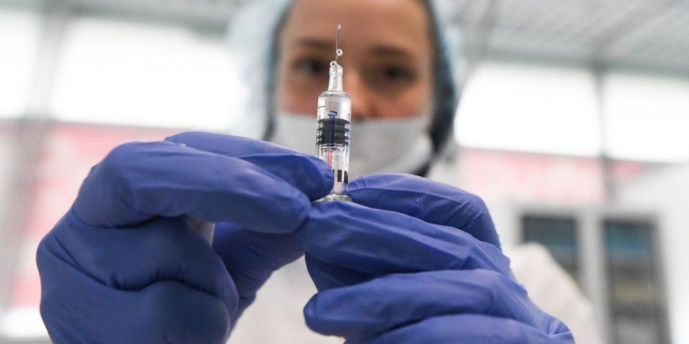 В Крым поступила первая тестовая партия вакцины от коронавируса