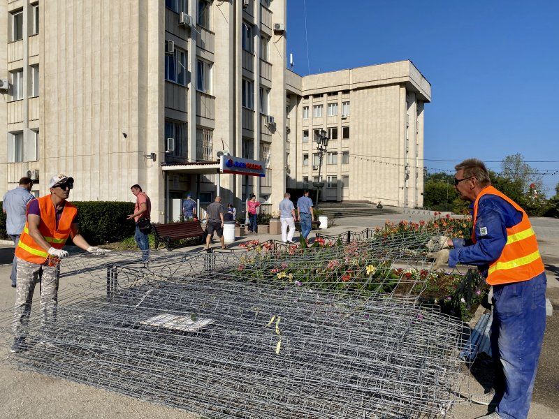 Капитальный ремонт скверов вдоль проспекта Октябрьской Революции начинается в Севастополе