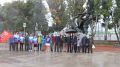 Участники Черноморской эстафеты Победы возложили цветы к памятнику Феодосийскому десанту