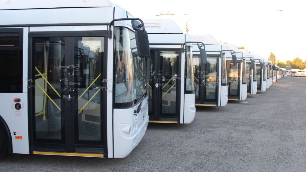 Часть из поступивших в Крым новых автобусов вышла на городские маршруты Симферополя