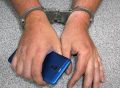 Севастополец ограбил выпившего земляка, но не смог разблокировать украденный у него телефон