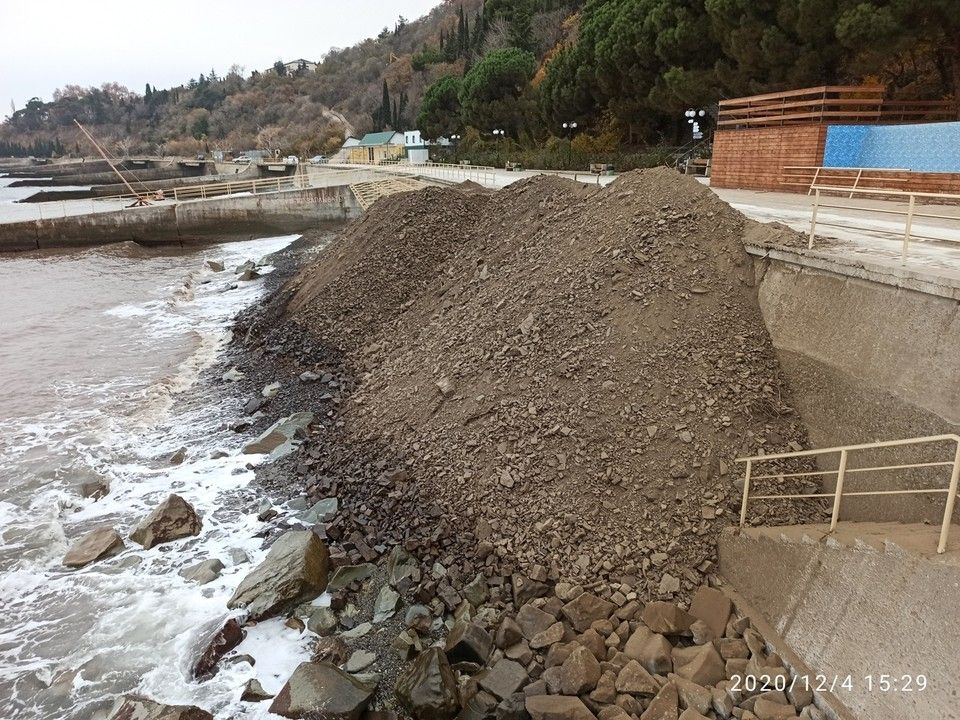 Алушта чс. Алушта малый Маяк смыло дорогу.