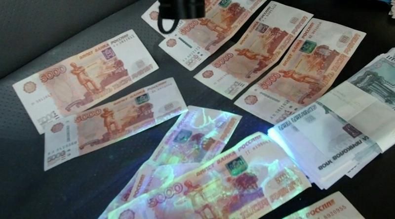 Севастополец выложил мошеннику внушительную сумму за помощь в освобождении от уголовного дела