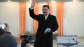 Экс-премьер Киргизии уверенно лидирует на выборах президента страны