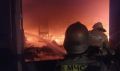 Крымские пожарные ночью спасли четырех человек на пожарах в разных городах